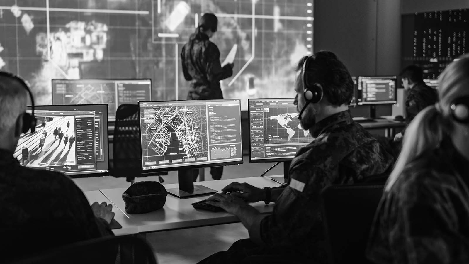 Una sala de control militar.